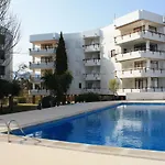 Llenaire Mar: Beachfront Apartment With Pool